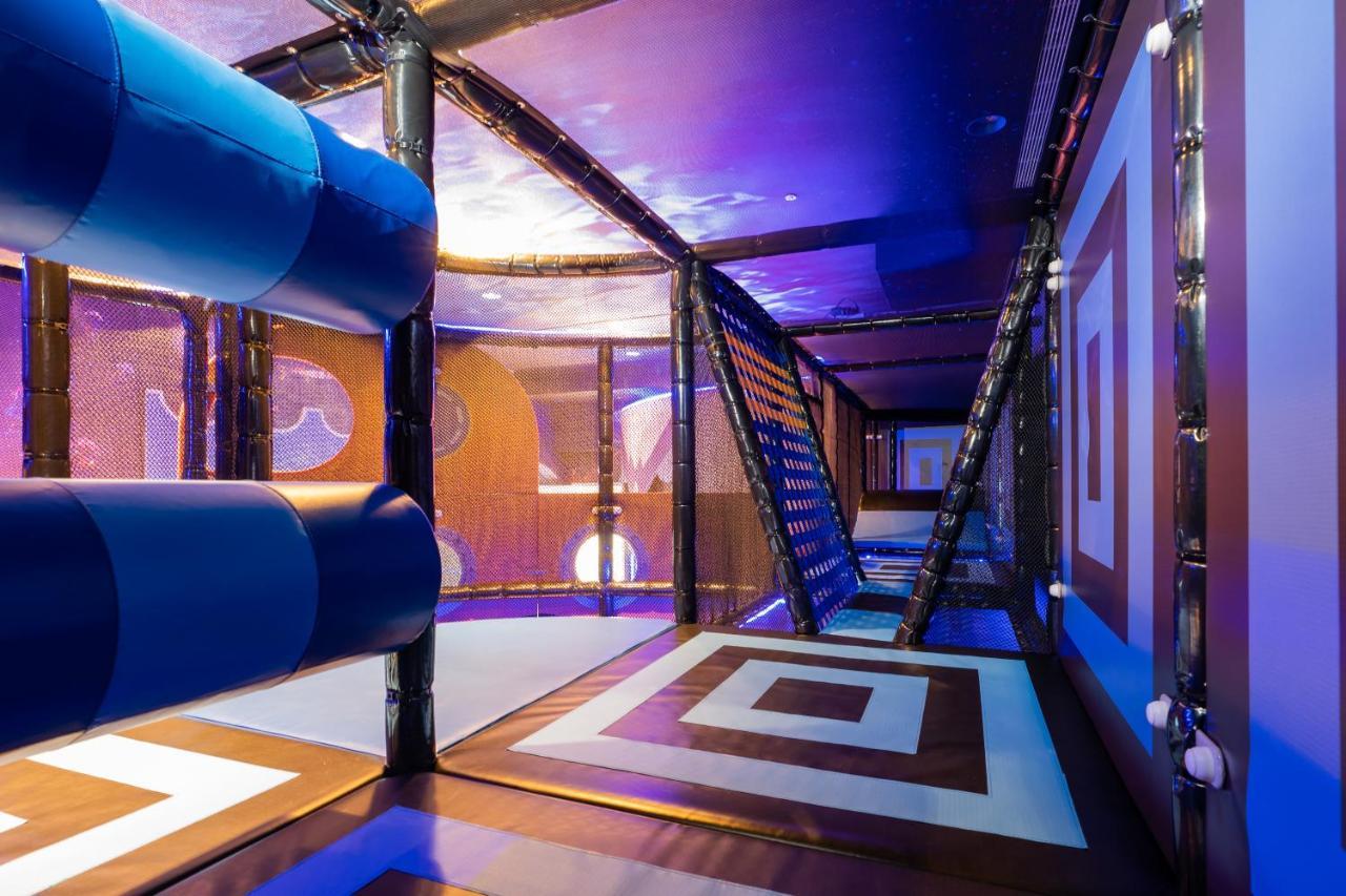 Yanliau Hualien Farglory Hotel מראה חיצוני תמונה Interior of the ship