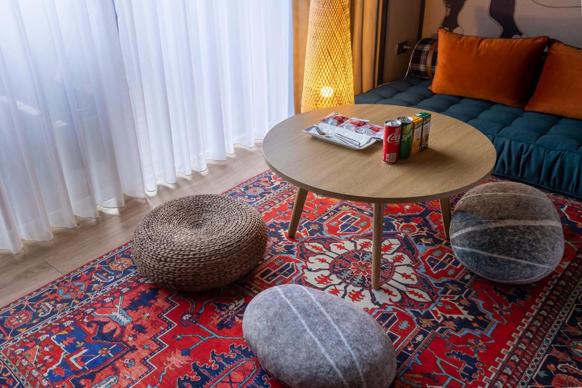 Yanliau Hualien Farglory Hotel מראה חיצוני תמונה A carpet in a living room